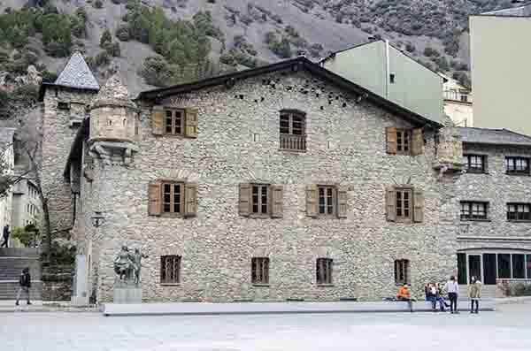 02 - Andorra - Andorra la Vella - Casa de la Vall